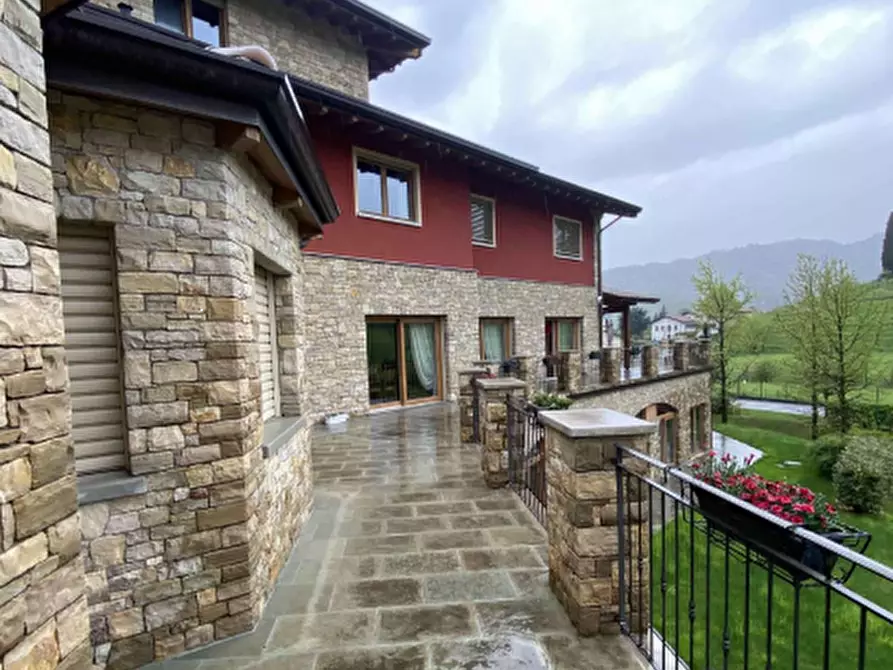 negozio in vendita a Palazzago