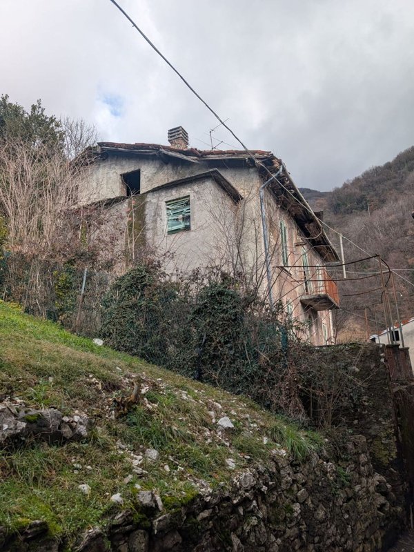 casale in vendita a Palazzago