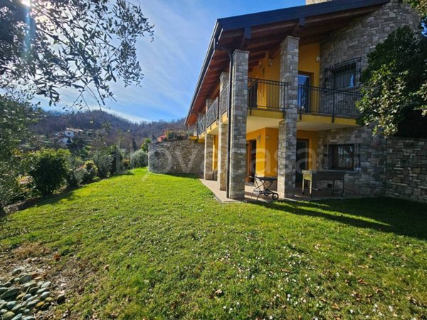 casa indipendente in vendita a Palazzago