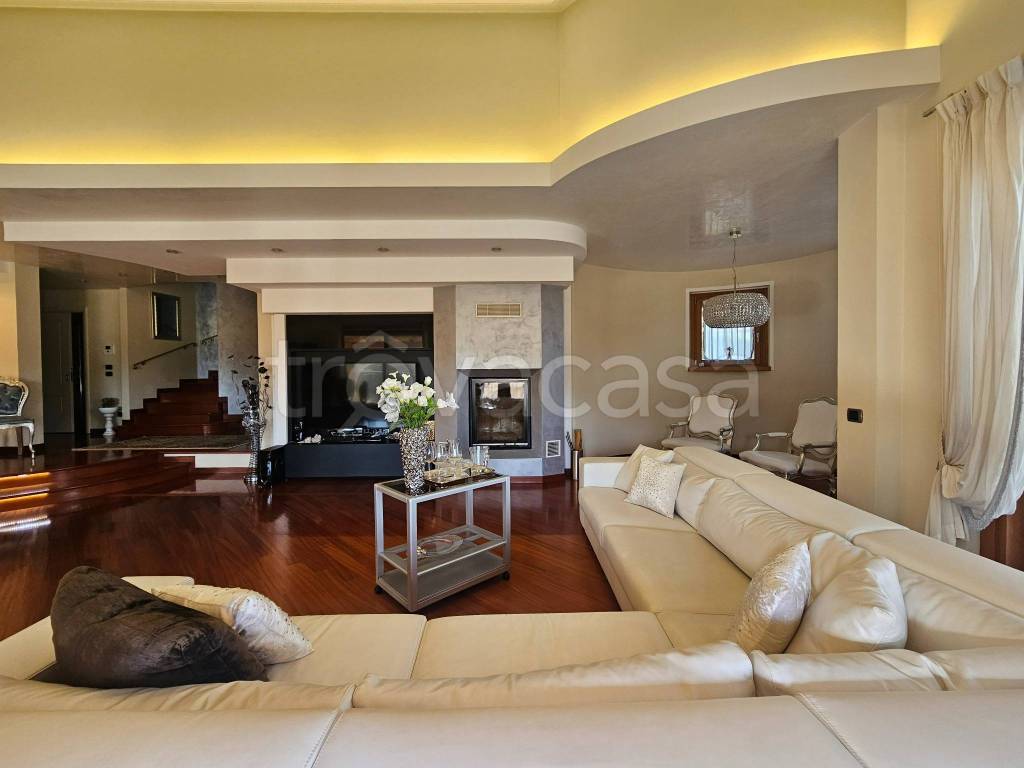 casa indipendente in vendita a Palazzago