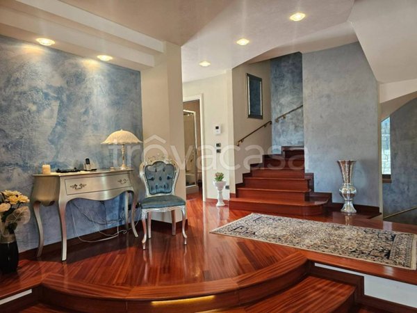 casa indipendente in vendita a Palazzago