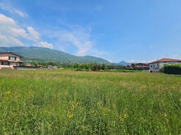 terreno edificabile in vendita a Palazzago