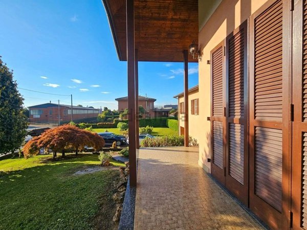 casa indipendente in vendita a Palazzago