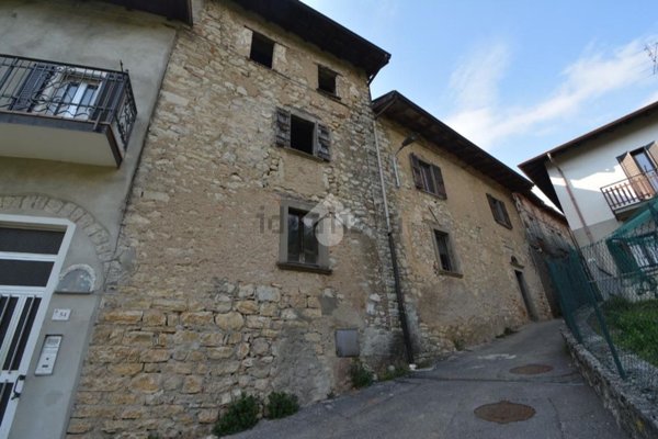 intera palazzina in vendita a Palazzago