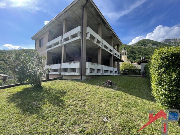 casa indipendente in vendita a Palazzago