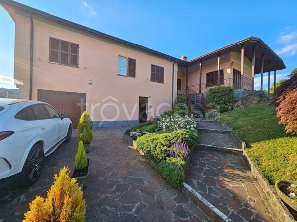 casa indipendente in vendita a Palazzago