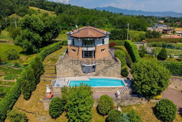 casa indipendente in vendita a Palazzago