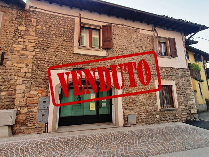 casa indipendente in vendita a Palosco