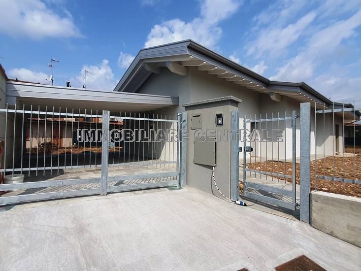 casa indipendente in vendita a Palosco