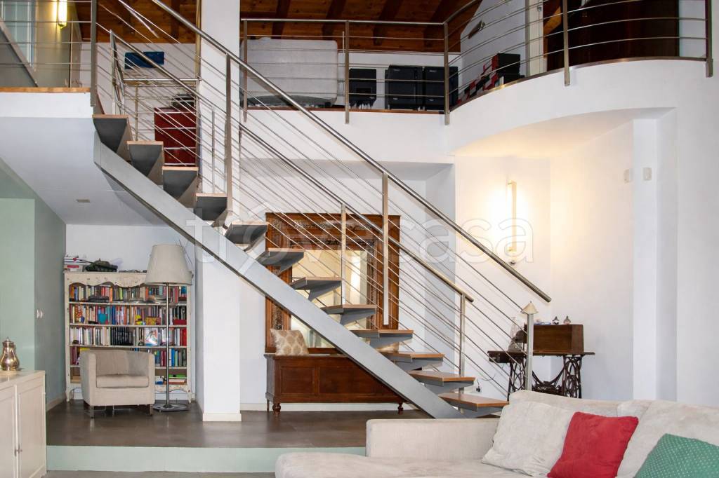 casa indipendente in vendita a Palosco