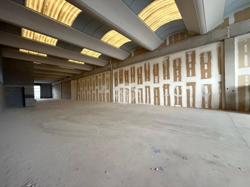 capannone in vendita a Palosco