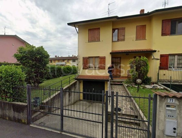 casa indipendente in vendita a Palosco