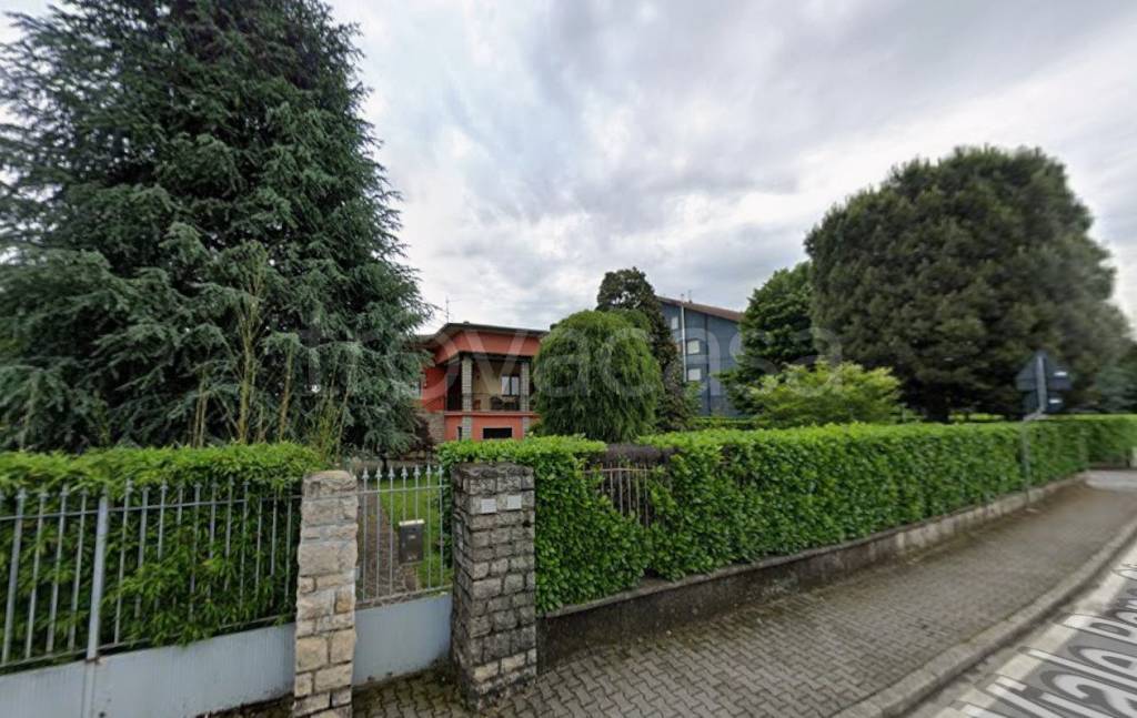 casa indipendente in vendita a Palosco