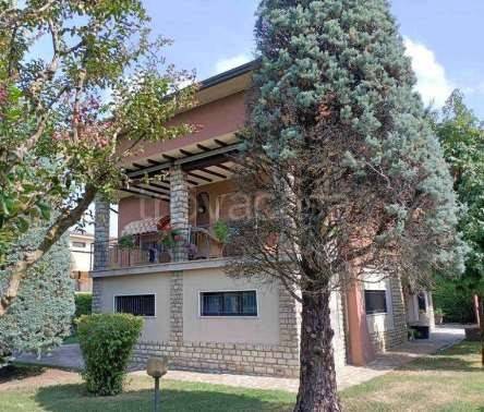 casa indipendente in vendita a Palosco