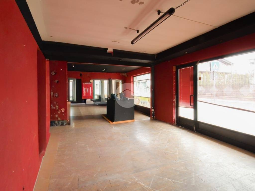 negozio in vendita a Palosco