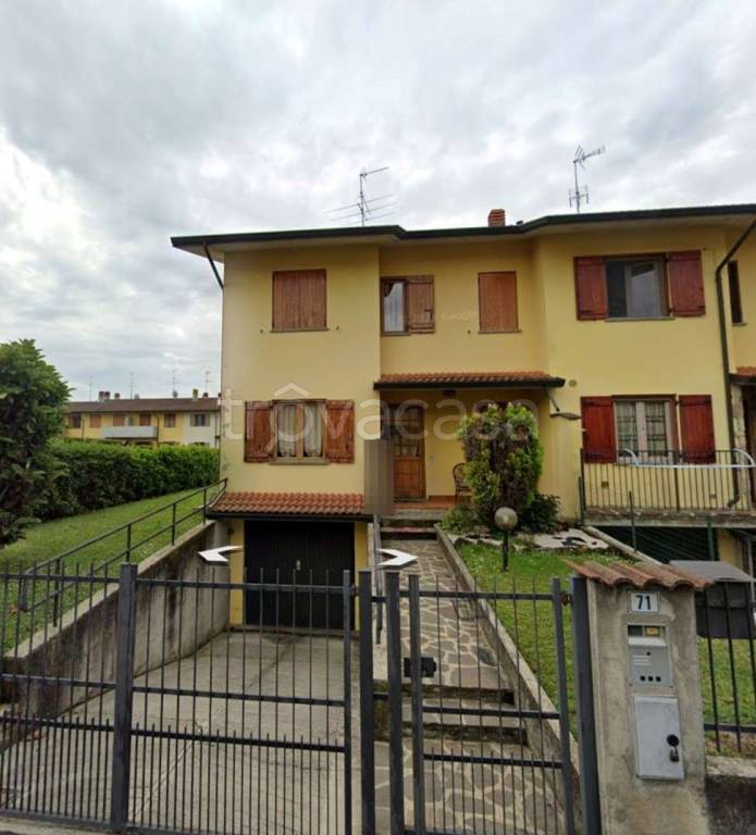 casa indipendente in vendita a Palosco