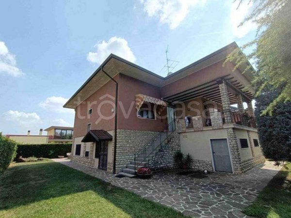 casa indipendente in vendita a Palosco
