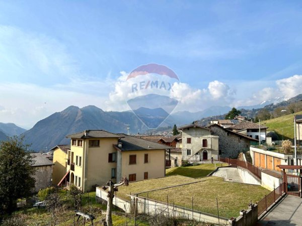 appartamento in vendita a Parre