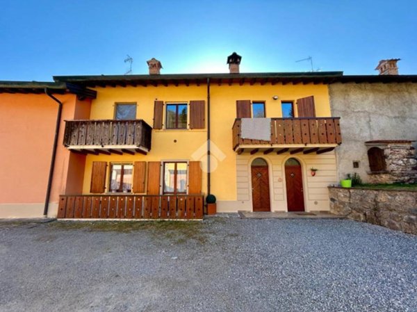 appartamento in vendita a Parre