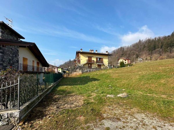 appartamento in vendita a Parre
