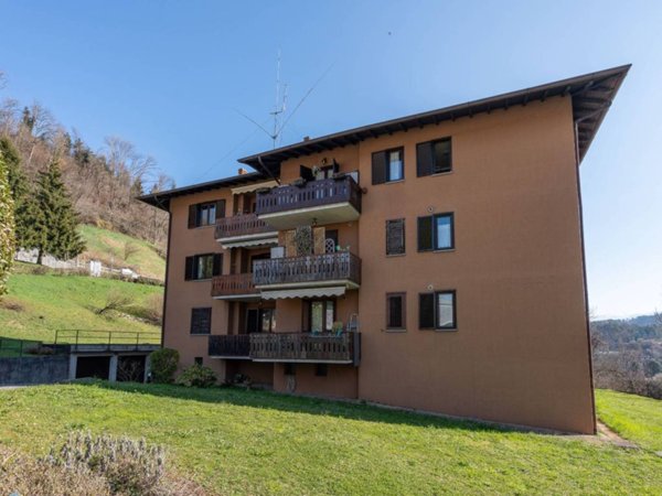 appartamento in vendita a Parre