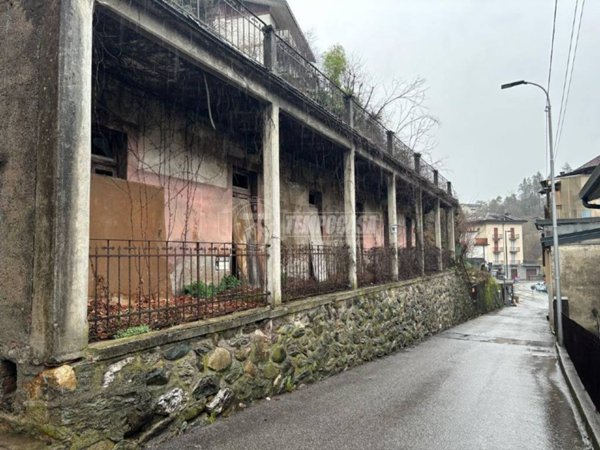 appartamento in vendita a Parre