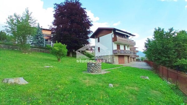 appartamento in vendita a Parre