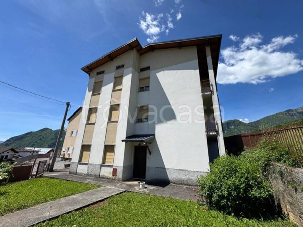 casa indipendente in vendita a Parre