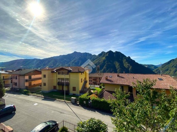 appartamento in vendita a Parre