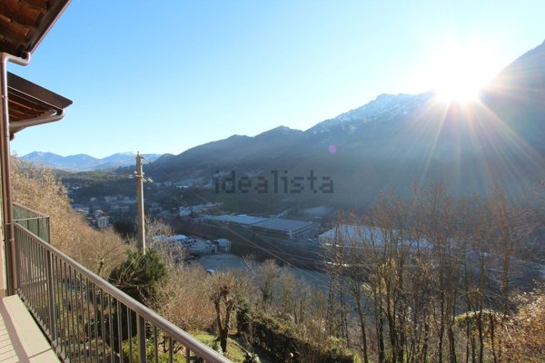 appartamento in vendita a Parre