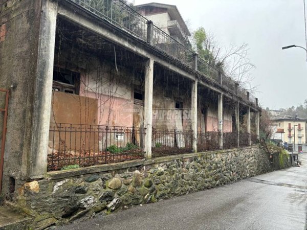 appartamento in vendita a Parre