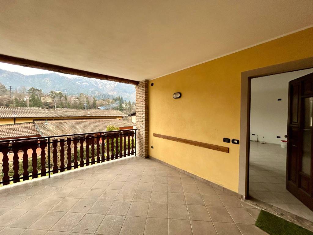 appartamento in vendita a Parre