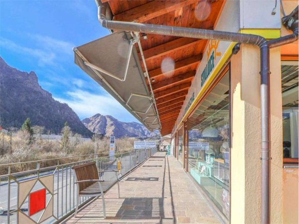 negozio in vendita a Parre