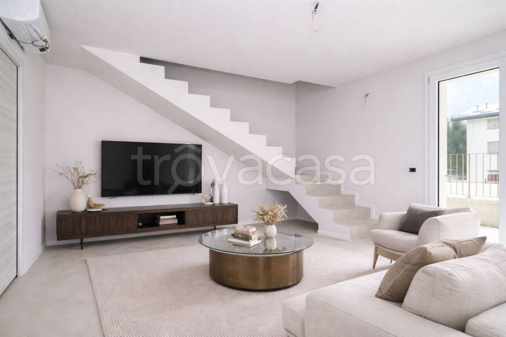 casa indipendente in vendita a Parre