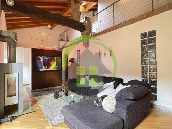 casa indipendente in vendita a Parre