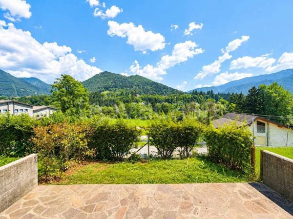appartamento in vendita a Parre in zona Sant'Alberto