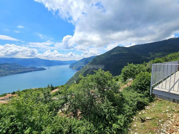 appartamento in vendita a Parzanica