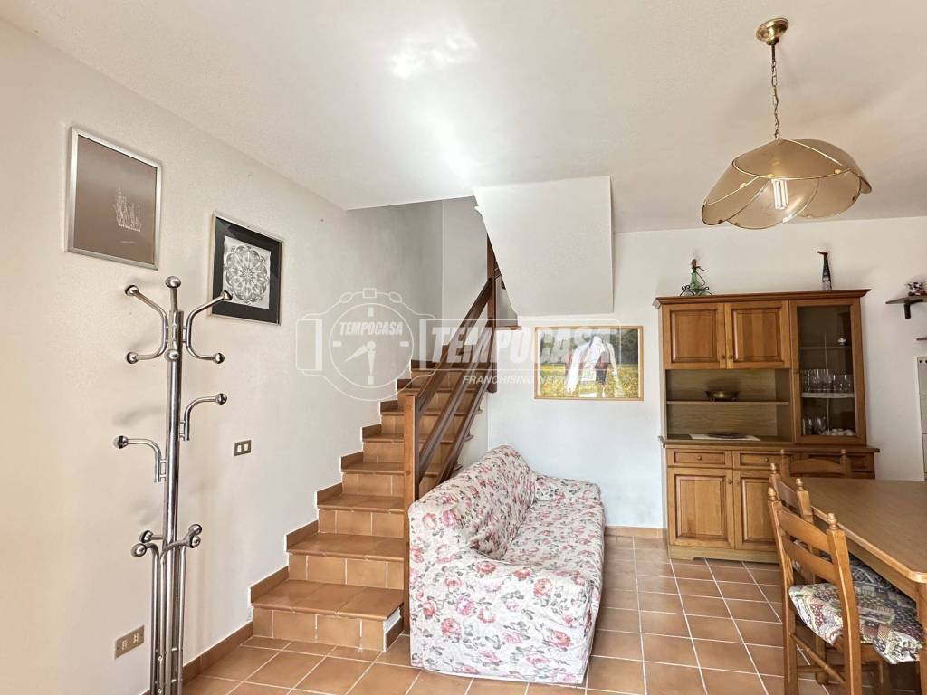 casa indipendente in vendita a Parzanica