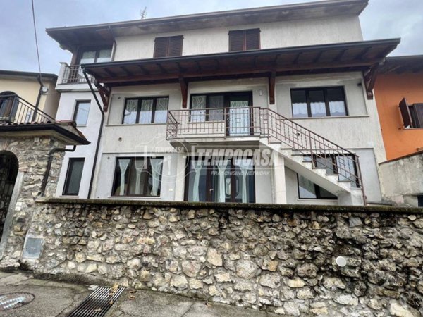 appartamento in vendita a Parzanica