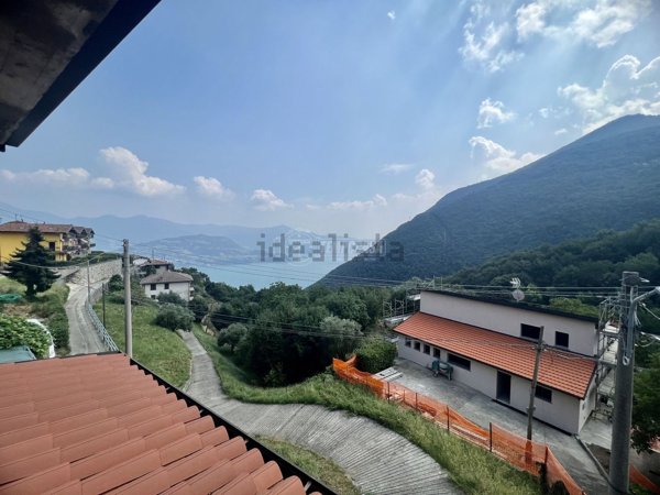 appartamento in vendita a Parzanica