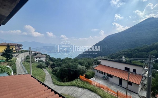 appartamento in vendita a Parzanica