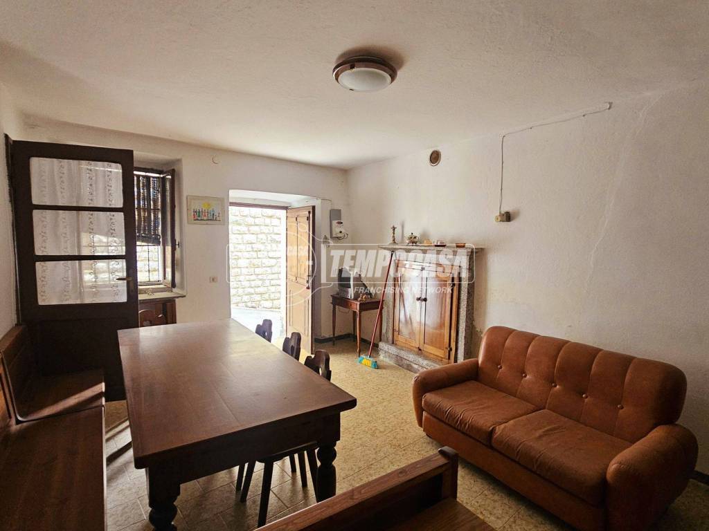 casa indipendente in vendita a Parzanica