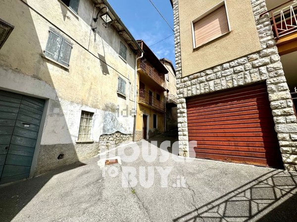 casa indipendente in vendita a Parzanica