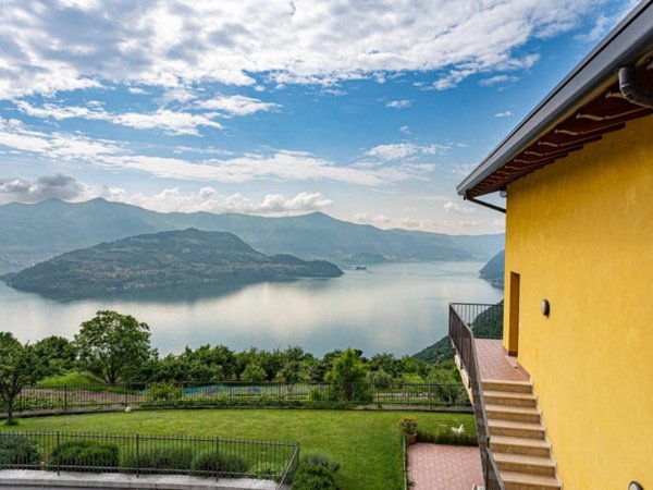 appartamento in vendita a Parzanica in zona Acquaiolo
