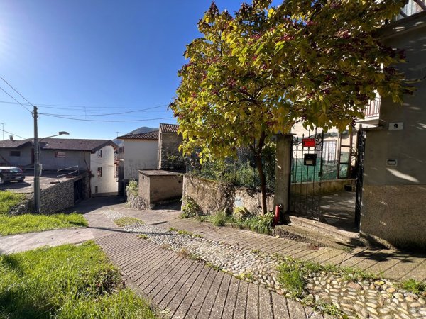 casa indipendente in vendita a Parzanica