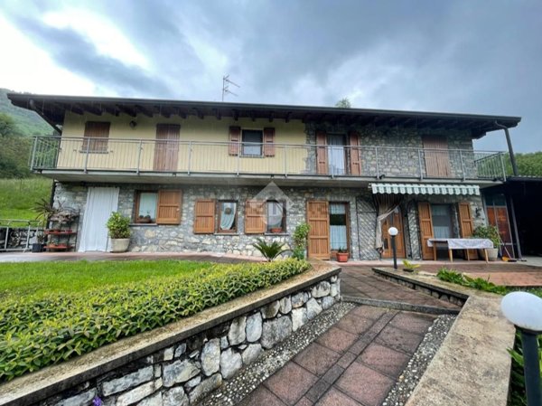 casa indipendente in vendita a Parzanica