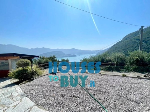casa indipendente in vendita a Parzanica in zona Acquaiolo