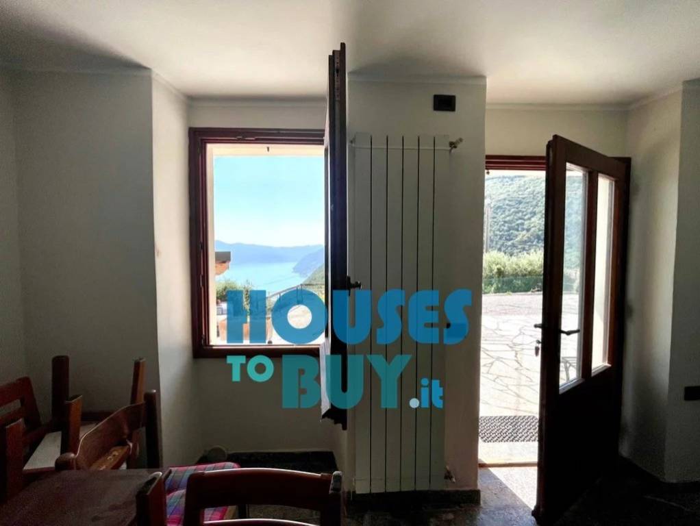 casa indipendente in vendita a Parzanica in zona Acquaiolo
