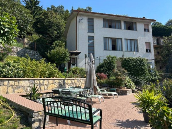 casa indipendente in vendita a Parzanica in zona Acquaiolo