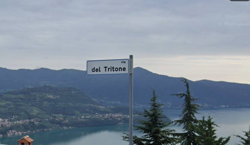 appartamento in vendita a Parzanica in zona Plassi